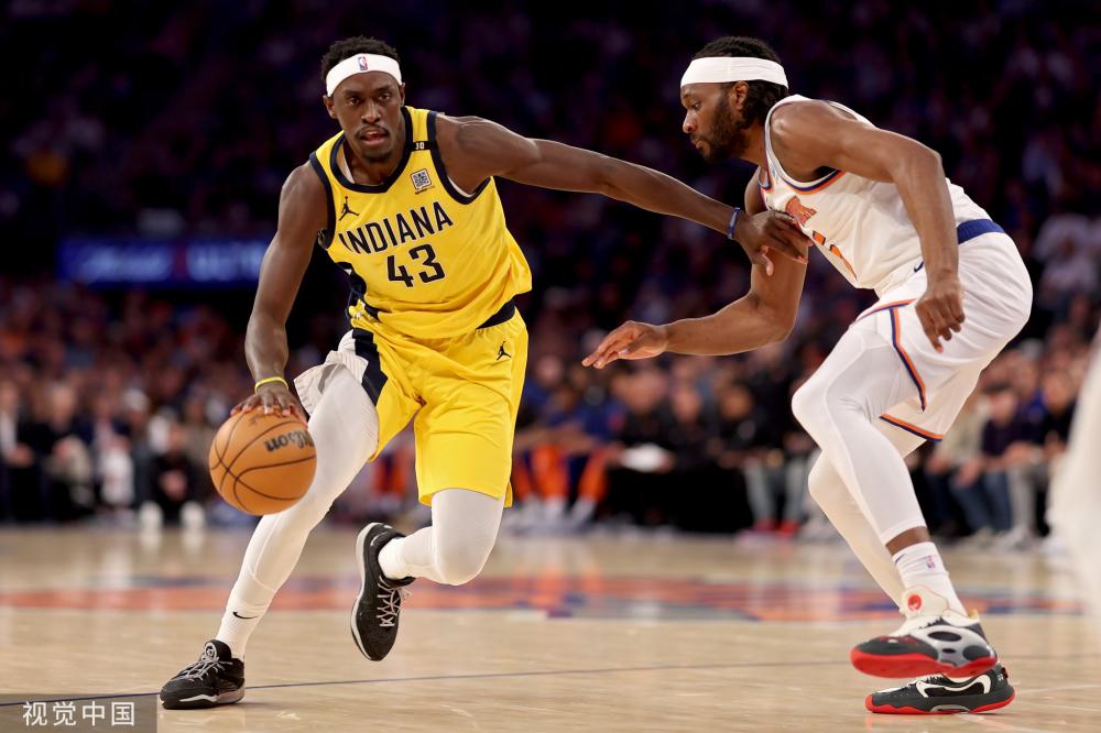 赛季首次引 赛季首次引